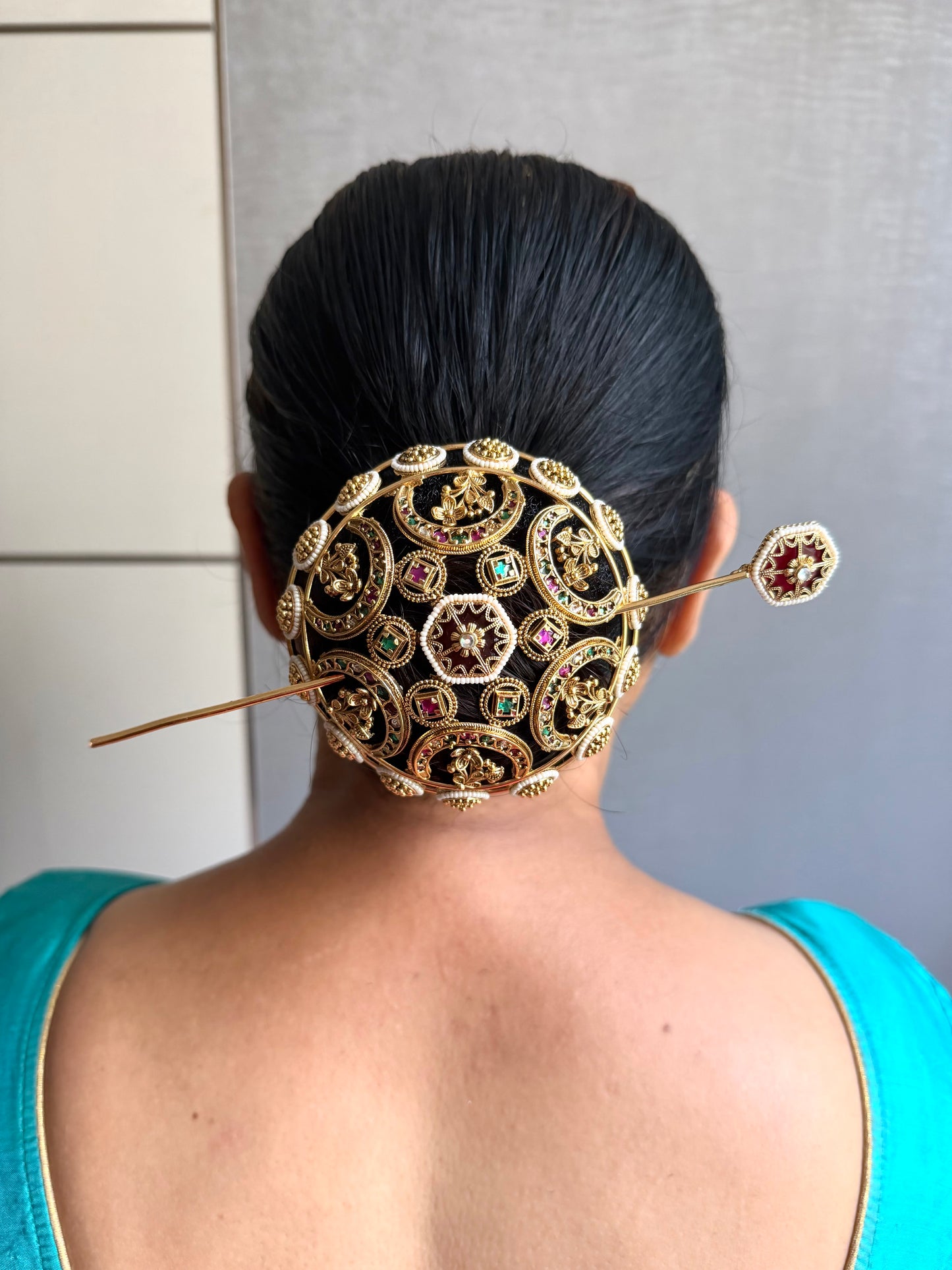 Ramika Bun Red