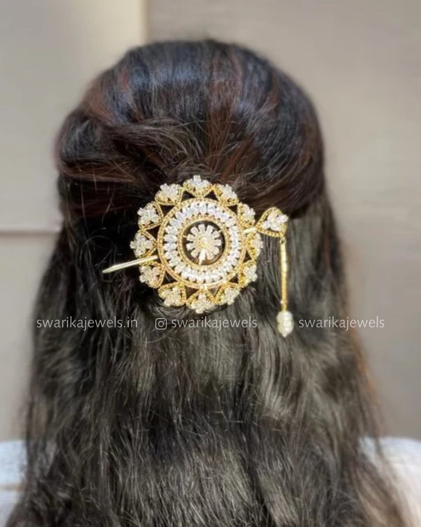 Gold Crystal Mini Bun (metal)