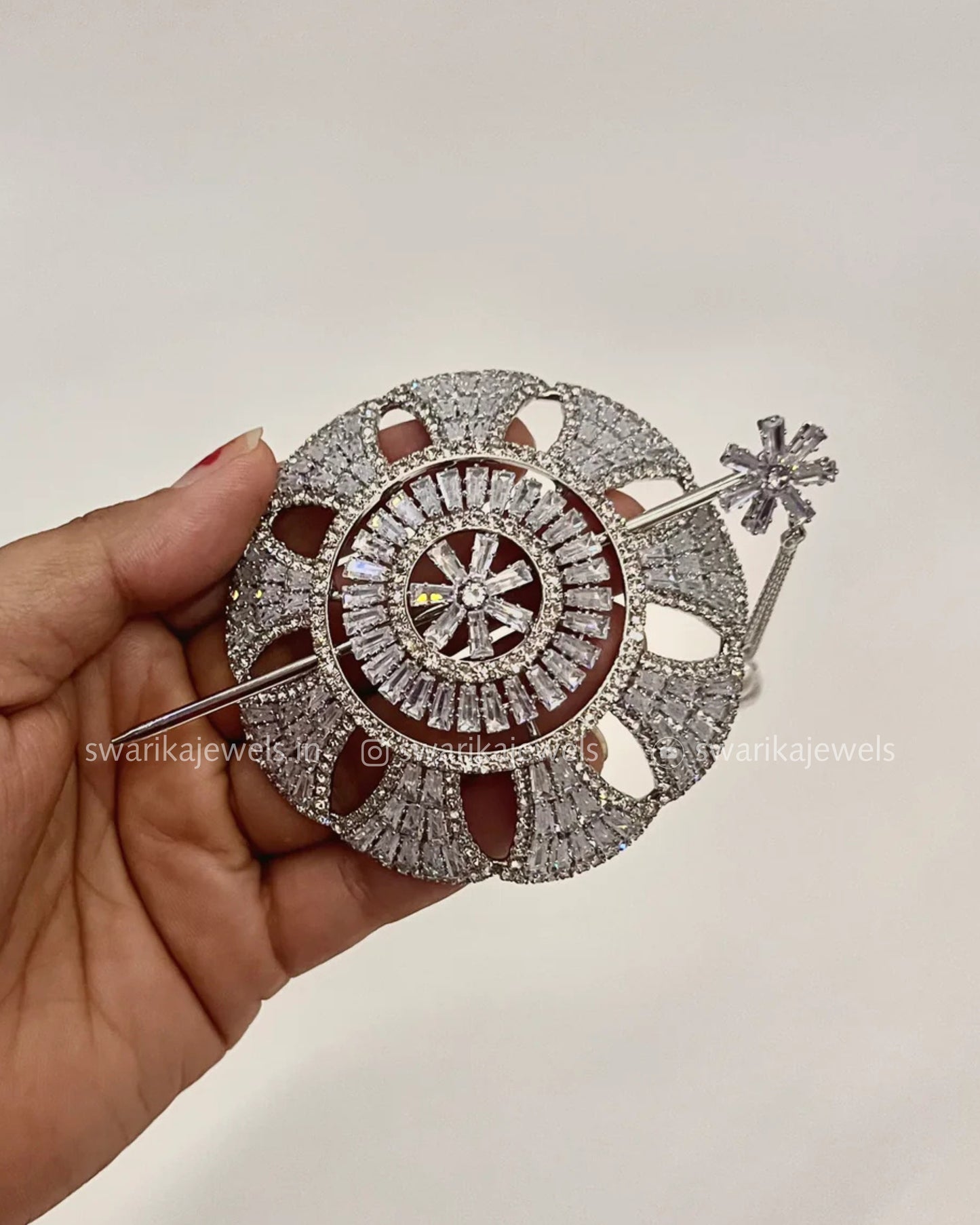 Silver Royal Mini Bun (metal)