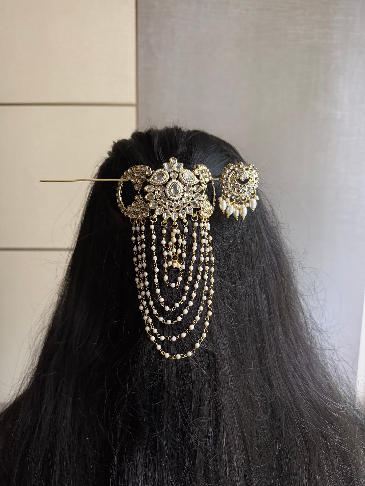 Hanging Metal Hair Bun