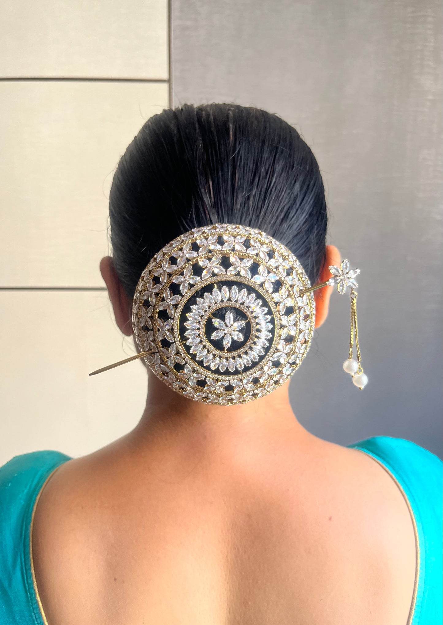 Tara Bun (LUXURY BUN)