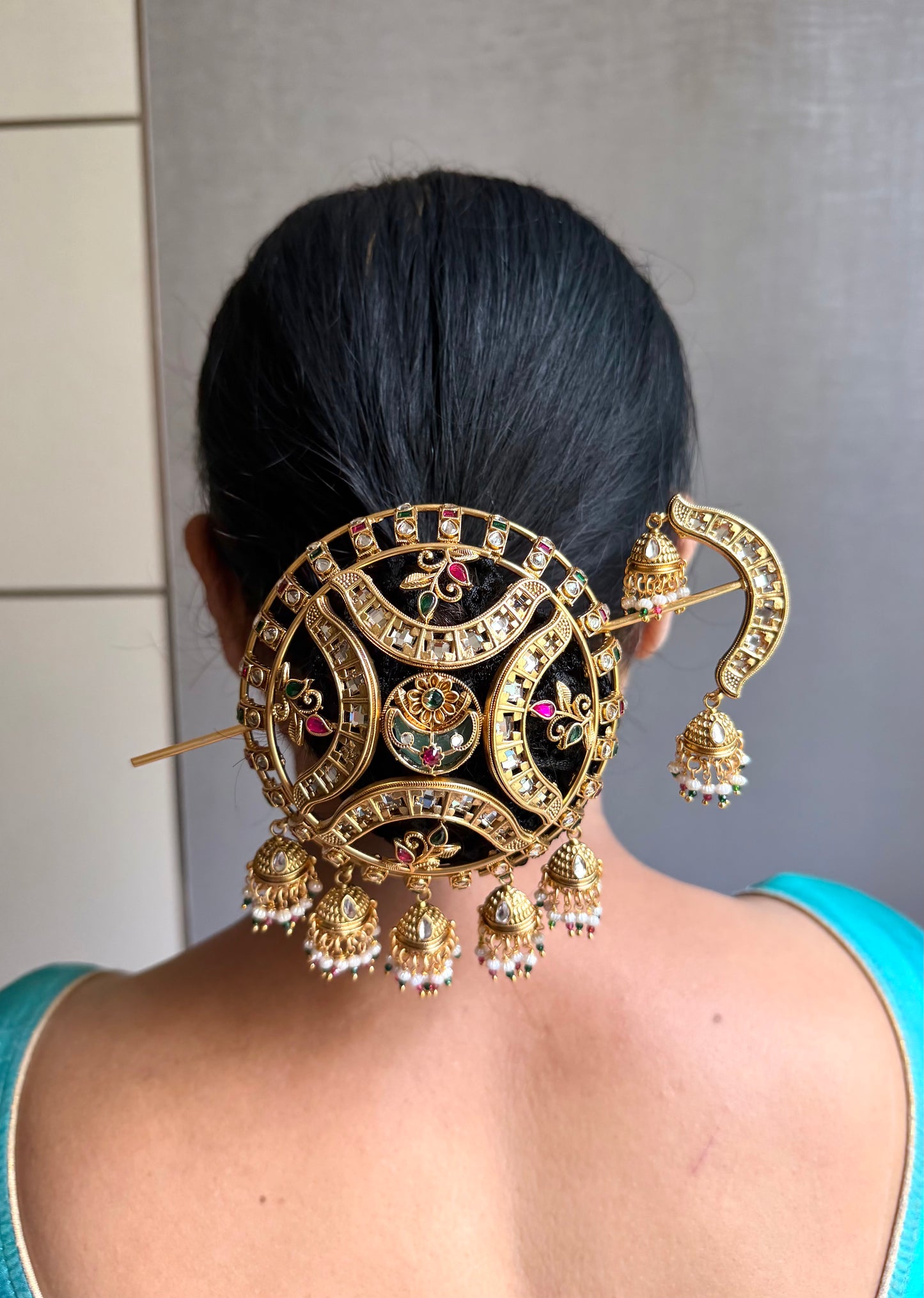 Jhumki Bun Multicolour