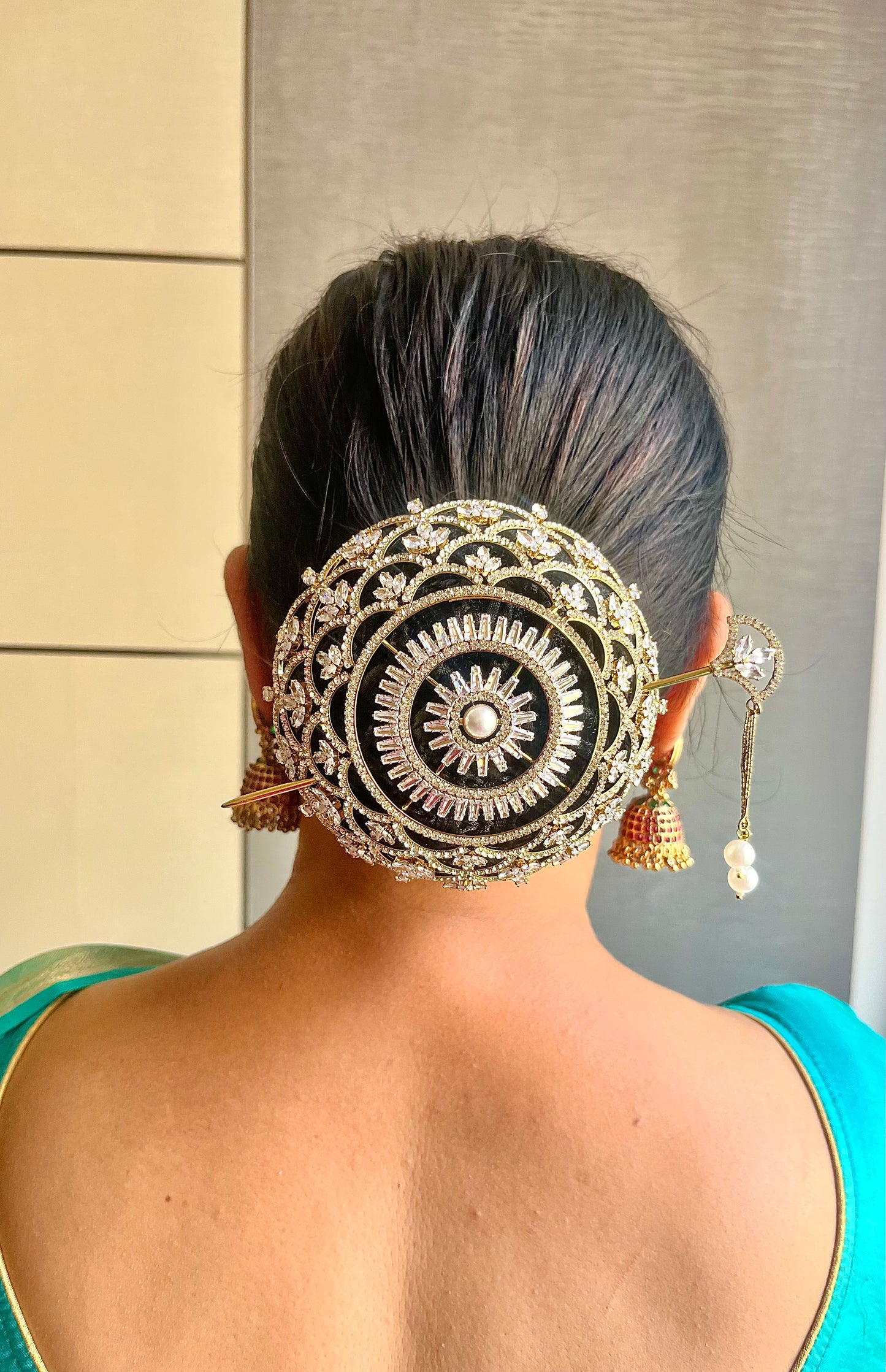 Heritage Pearl Bun (LUXURY BUN)
