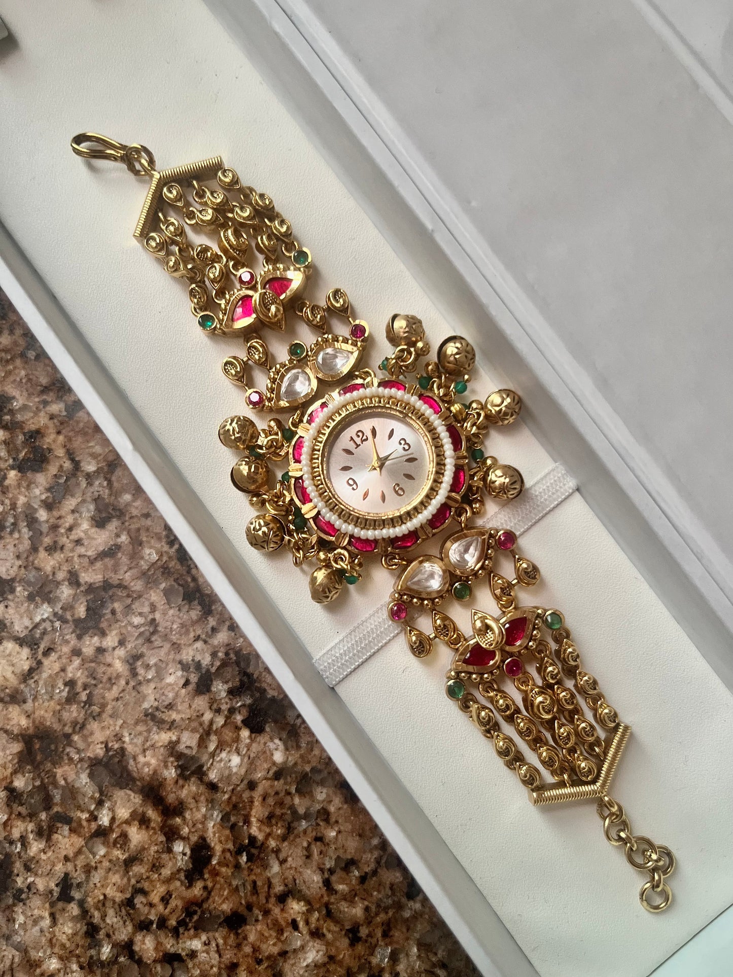 Regalia Watch (Mozanite)