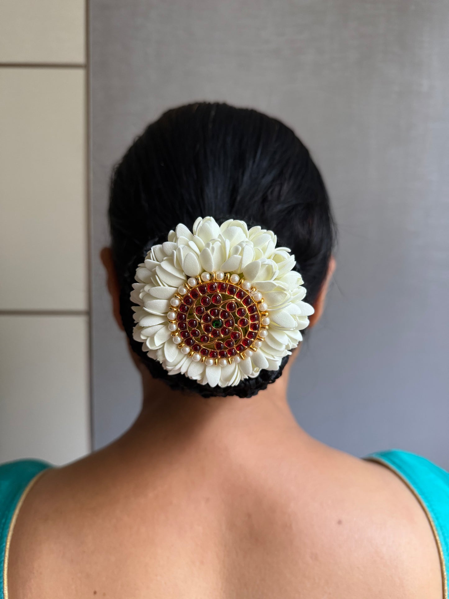 Flower Regal Clip