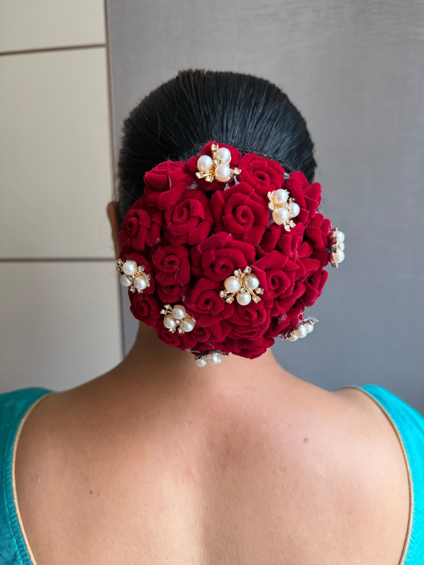 Red rose white bead bun
