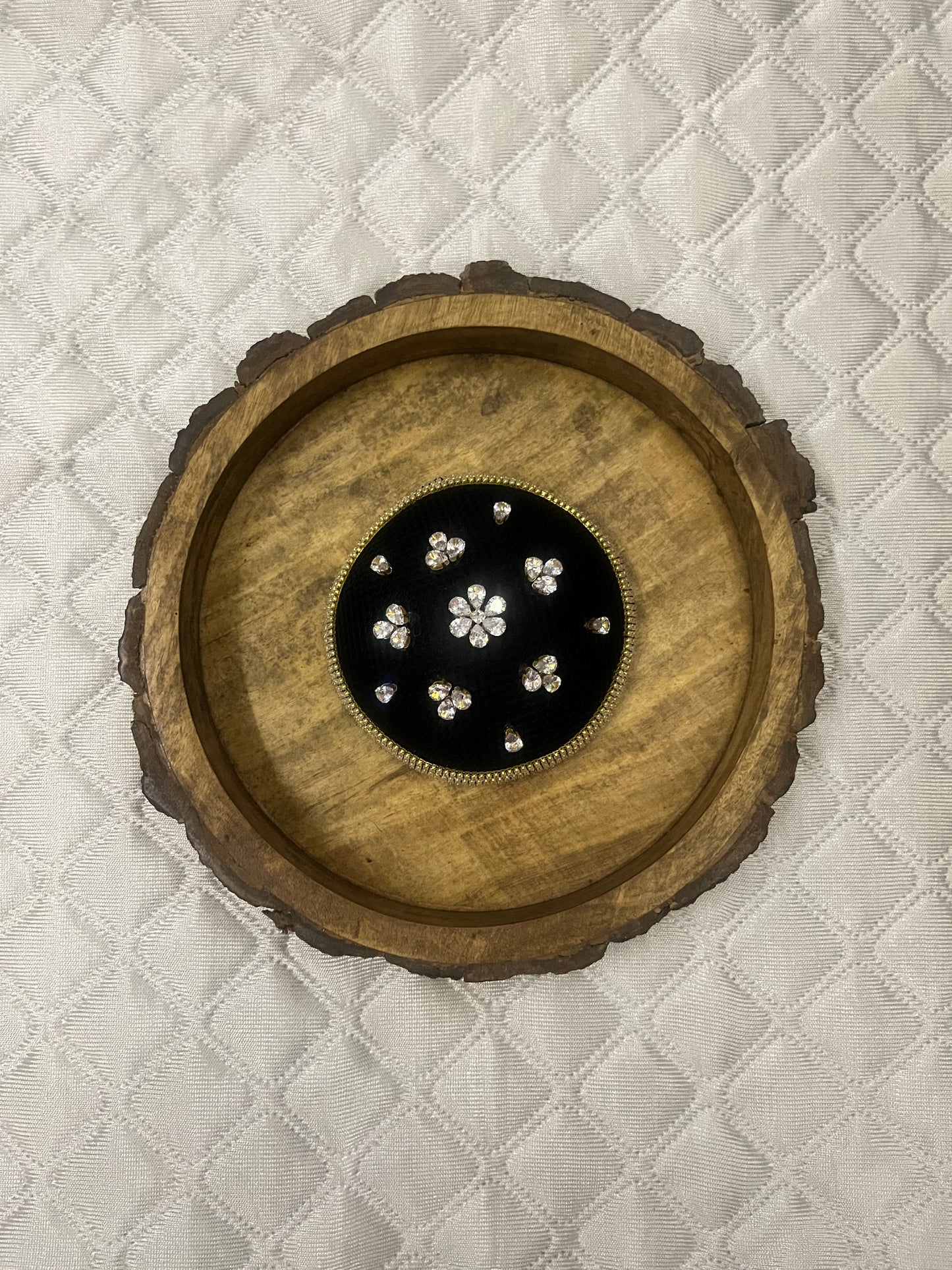 Stretchable Black Bun