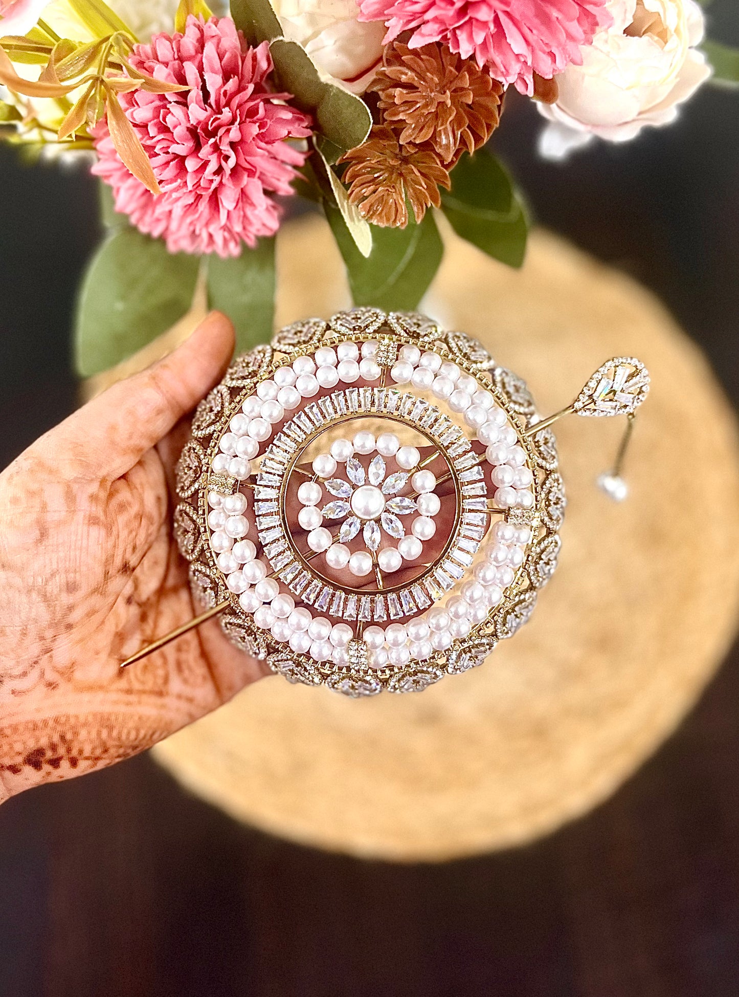 Large Pearl Bun (metal)