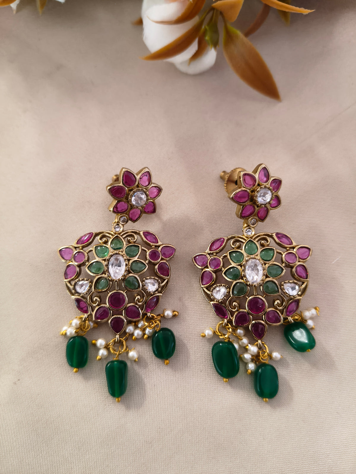 Stone Studded Jadau Necklace