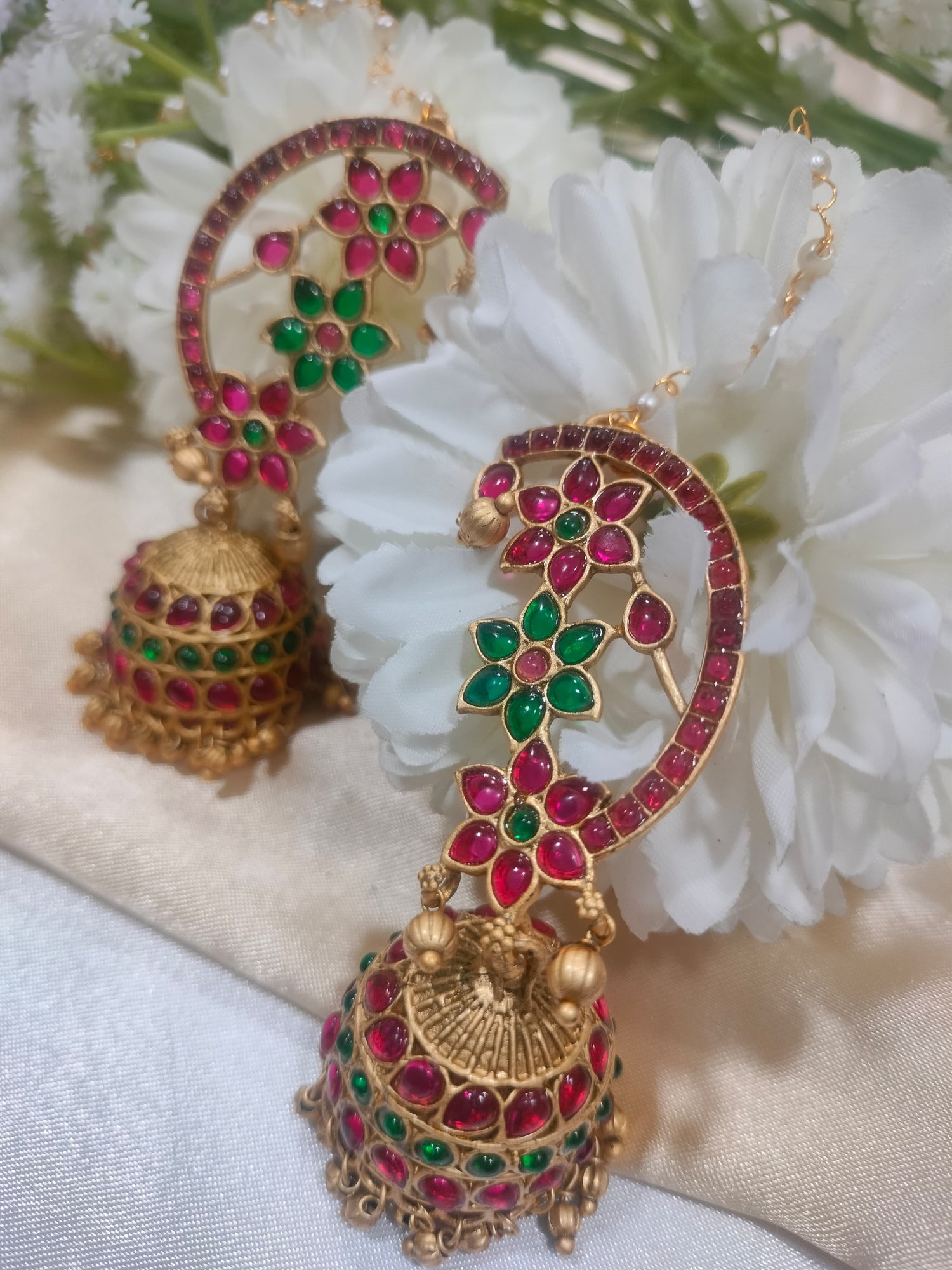Earcuffs