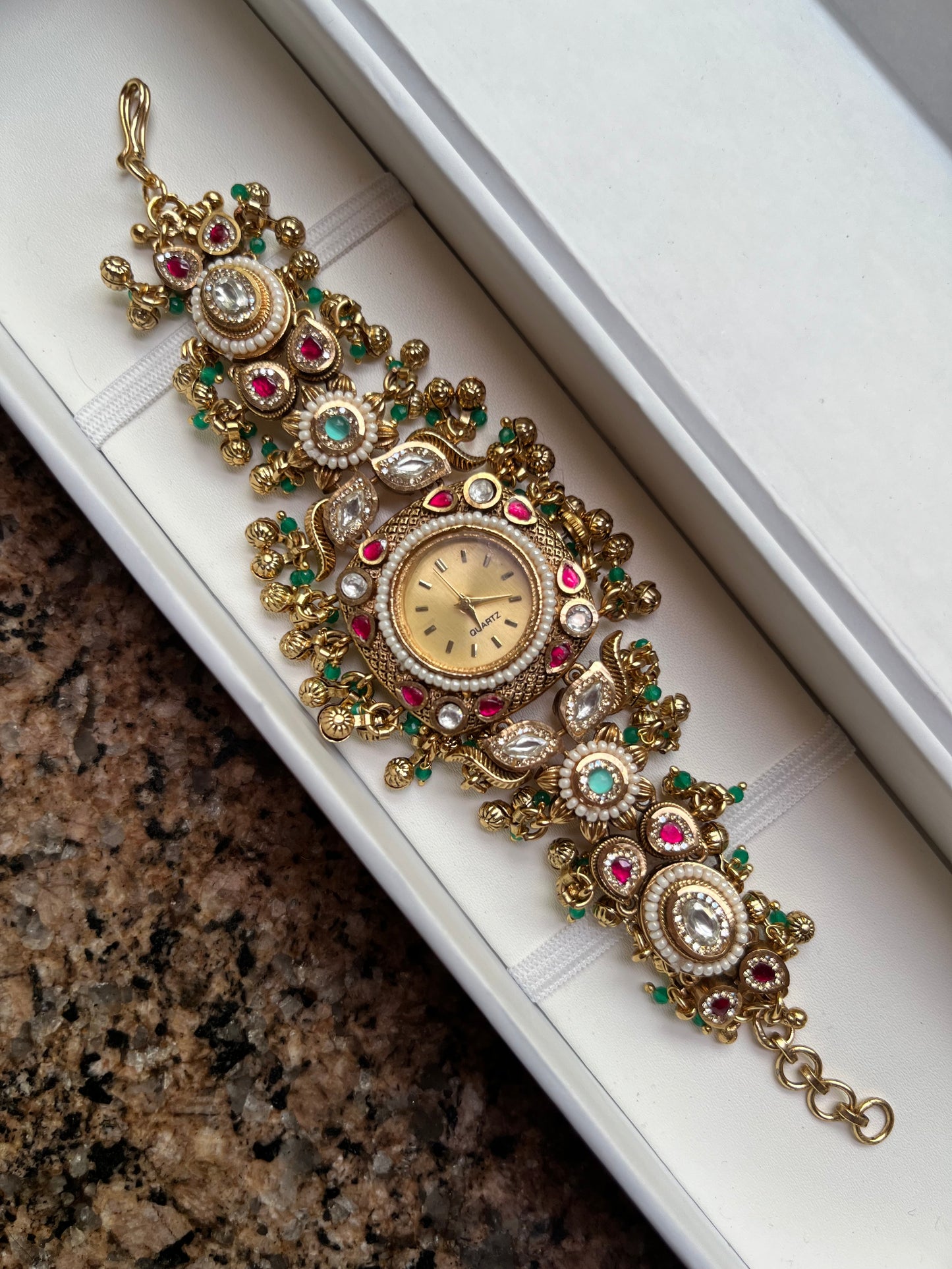 Mayra Watch (Mozanite)