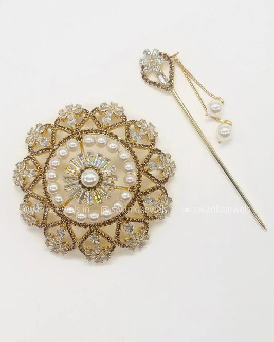 Gold Pearl Mini Bun (metal)