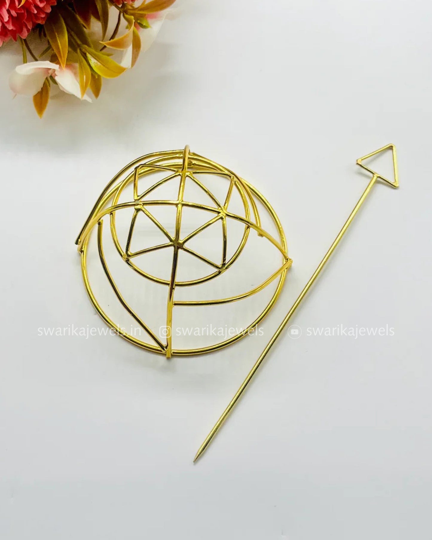 Gold SASSY Bun (metal)