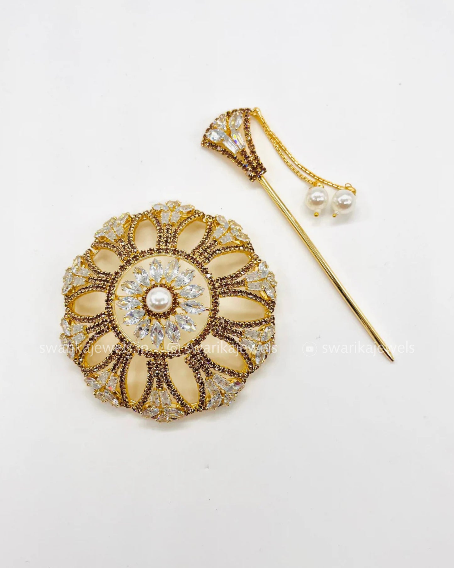 Gold Classy Mini Bun (metal)