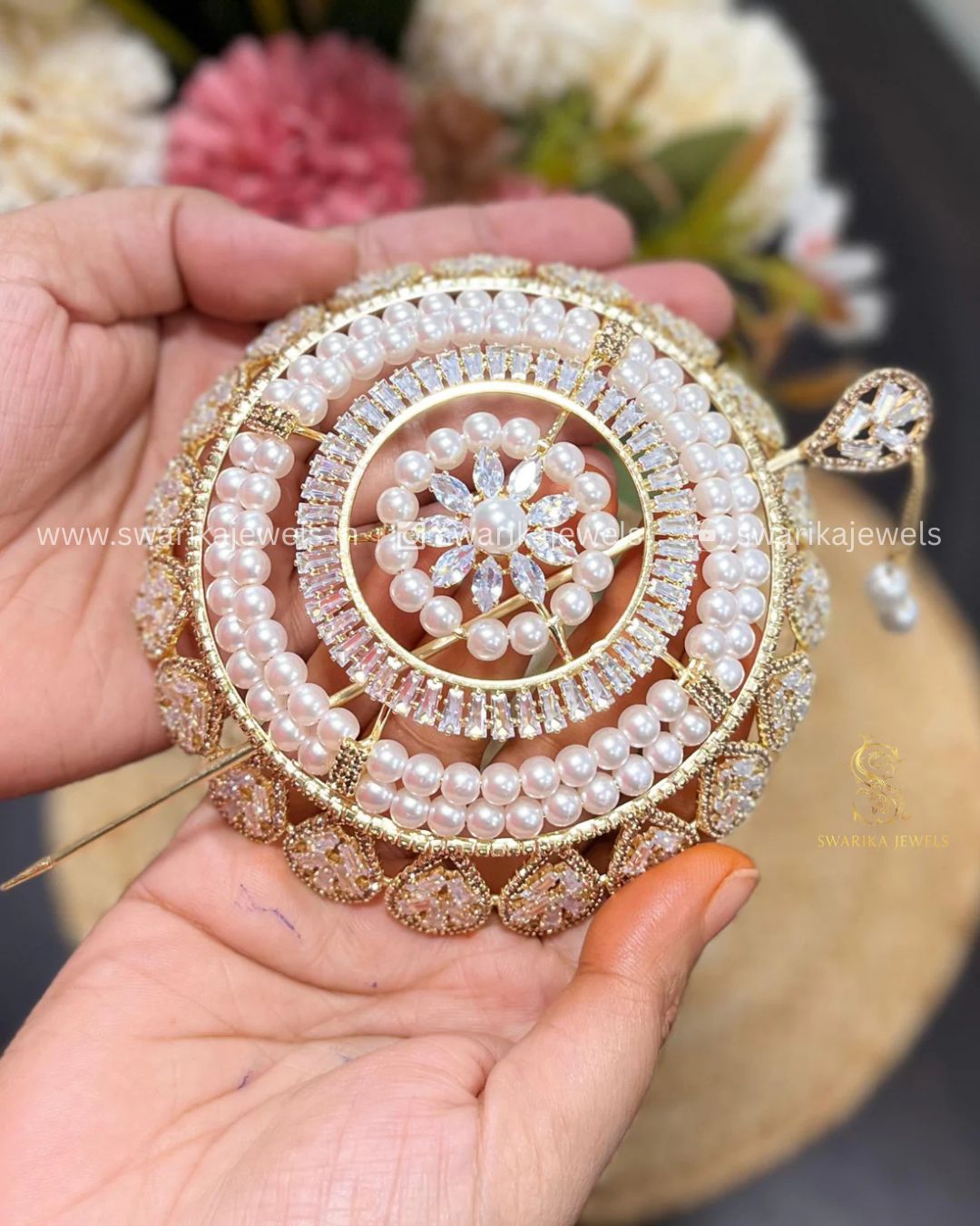 Large  Pearl Gold bun (metal)