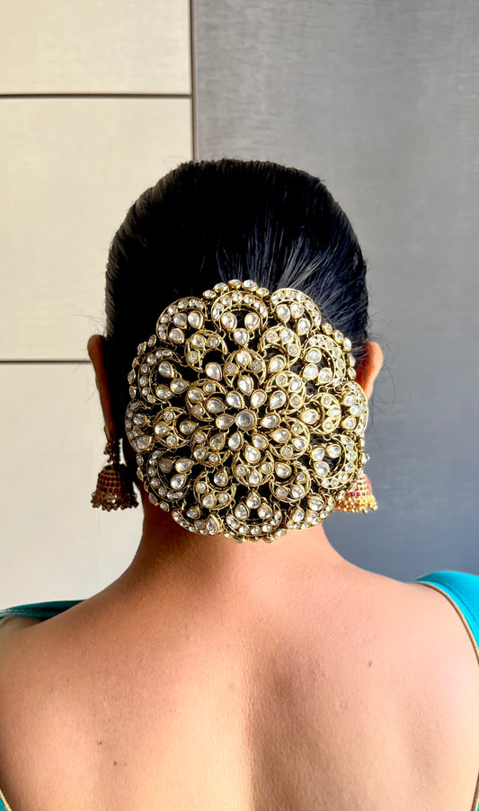 Black Flower Bun (fairytale)