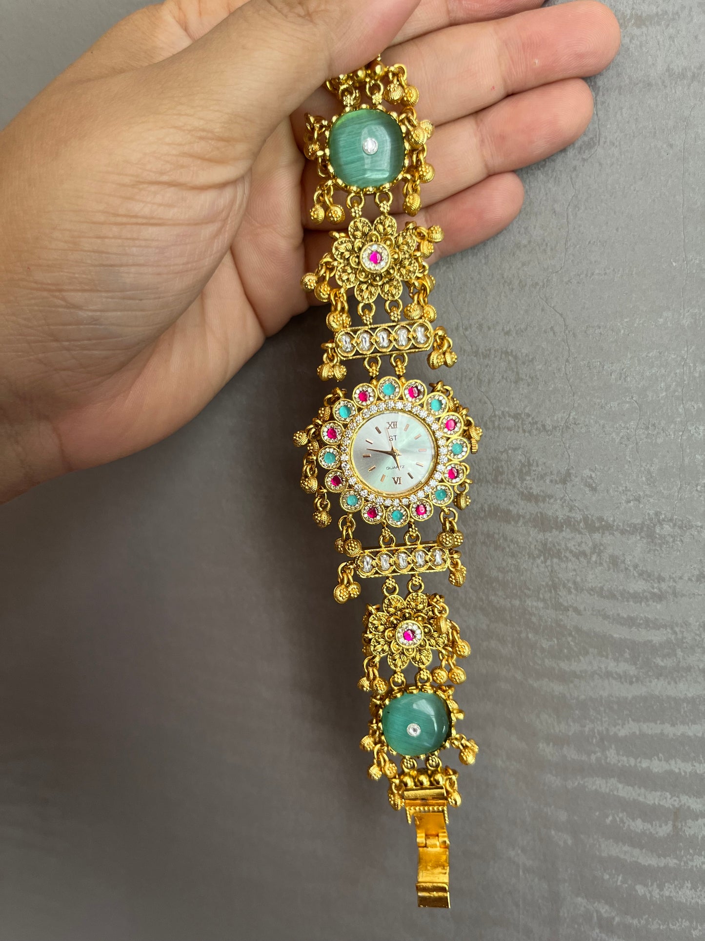 Royal Riyasat Watch