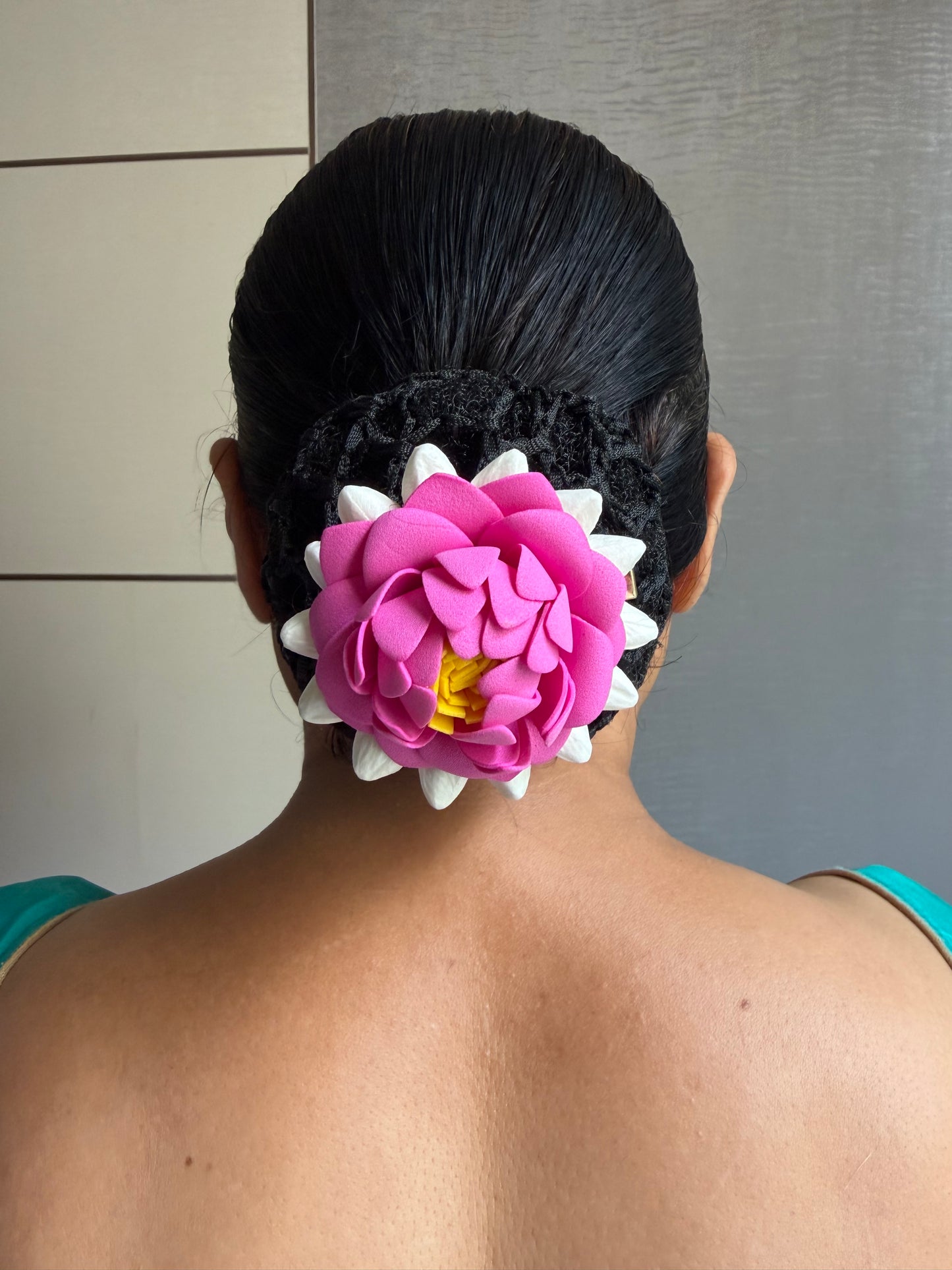Pink flower Pin
