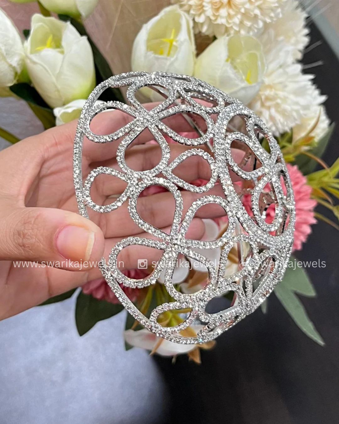 Large Silver Party BUN (metal)