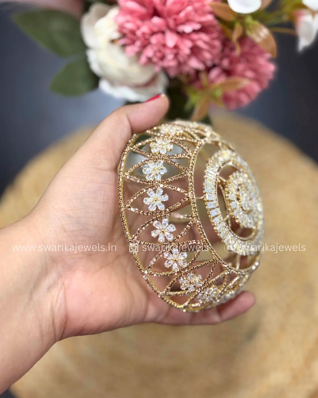 Large Gold Hue bun (metal)