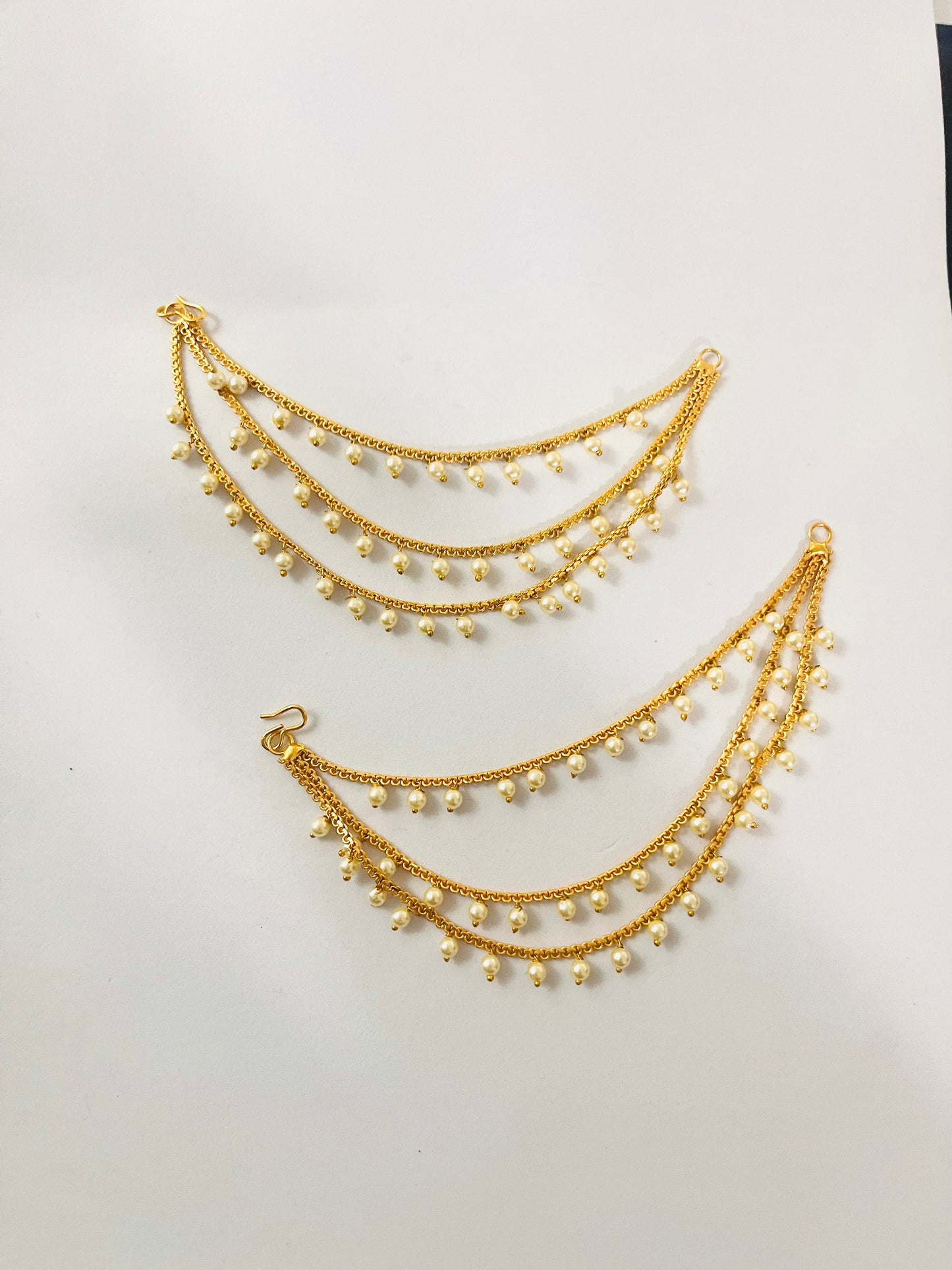 Ear chain pearl and gold