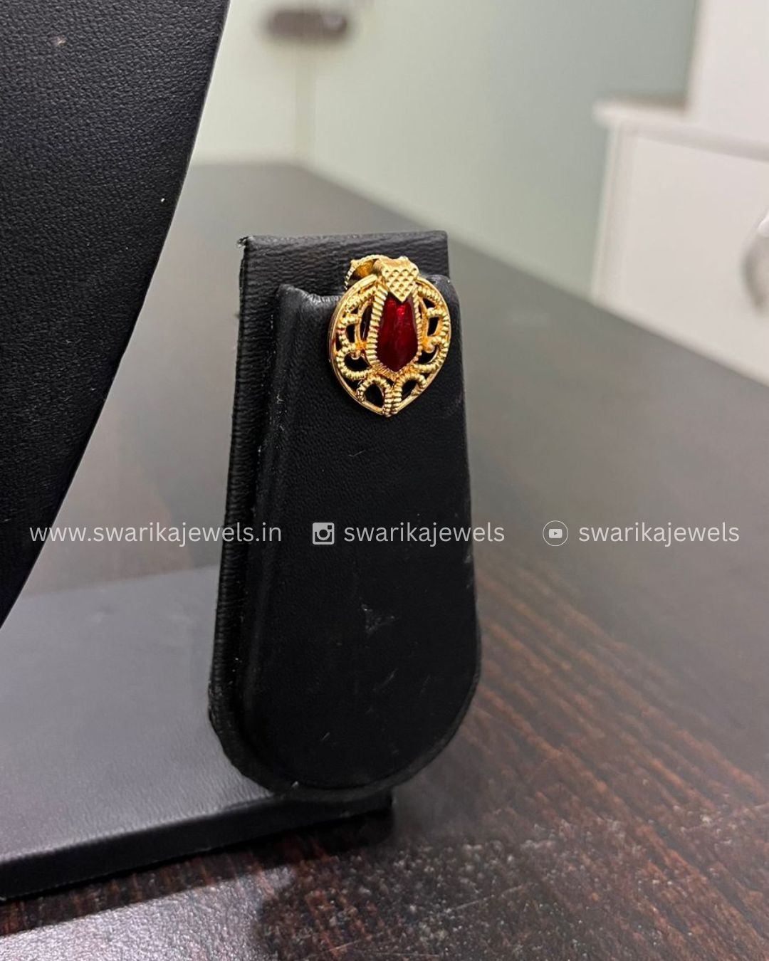 Red Pallaka Necklace Chain