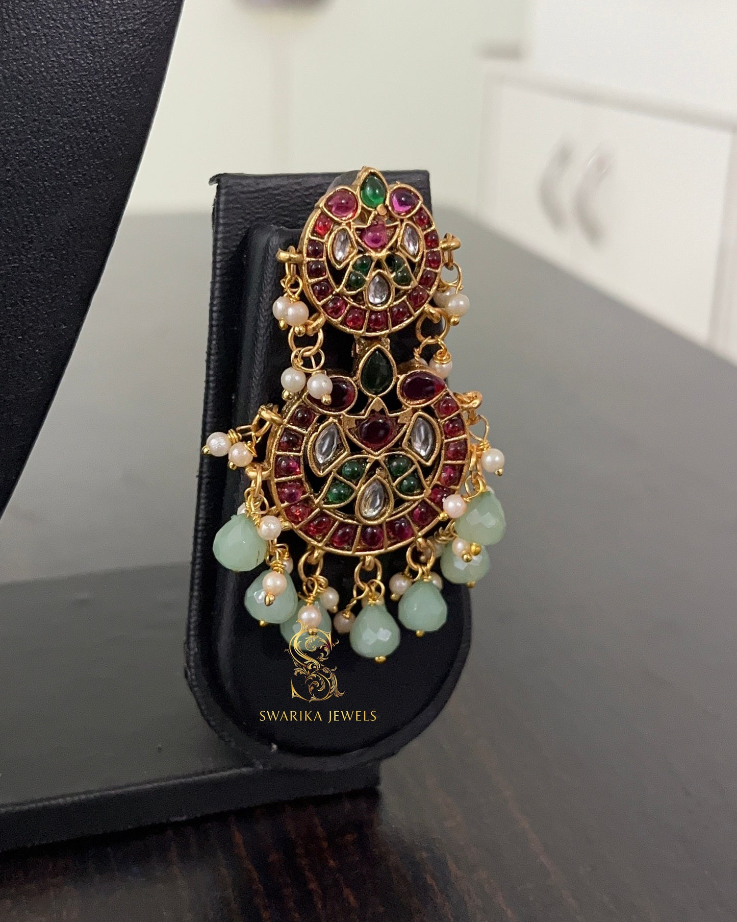 Antique Haram (Green)