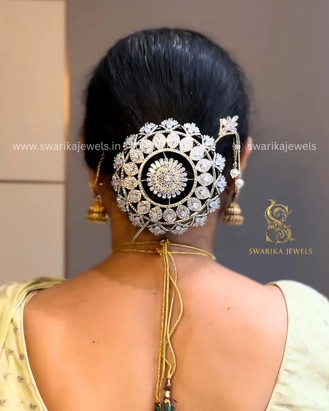 Large Silver Crystal Bun (metal)