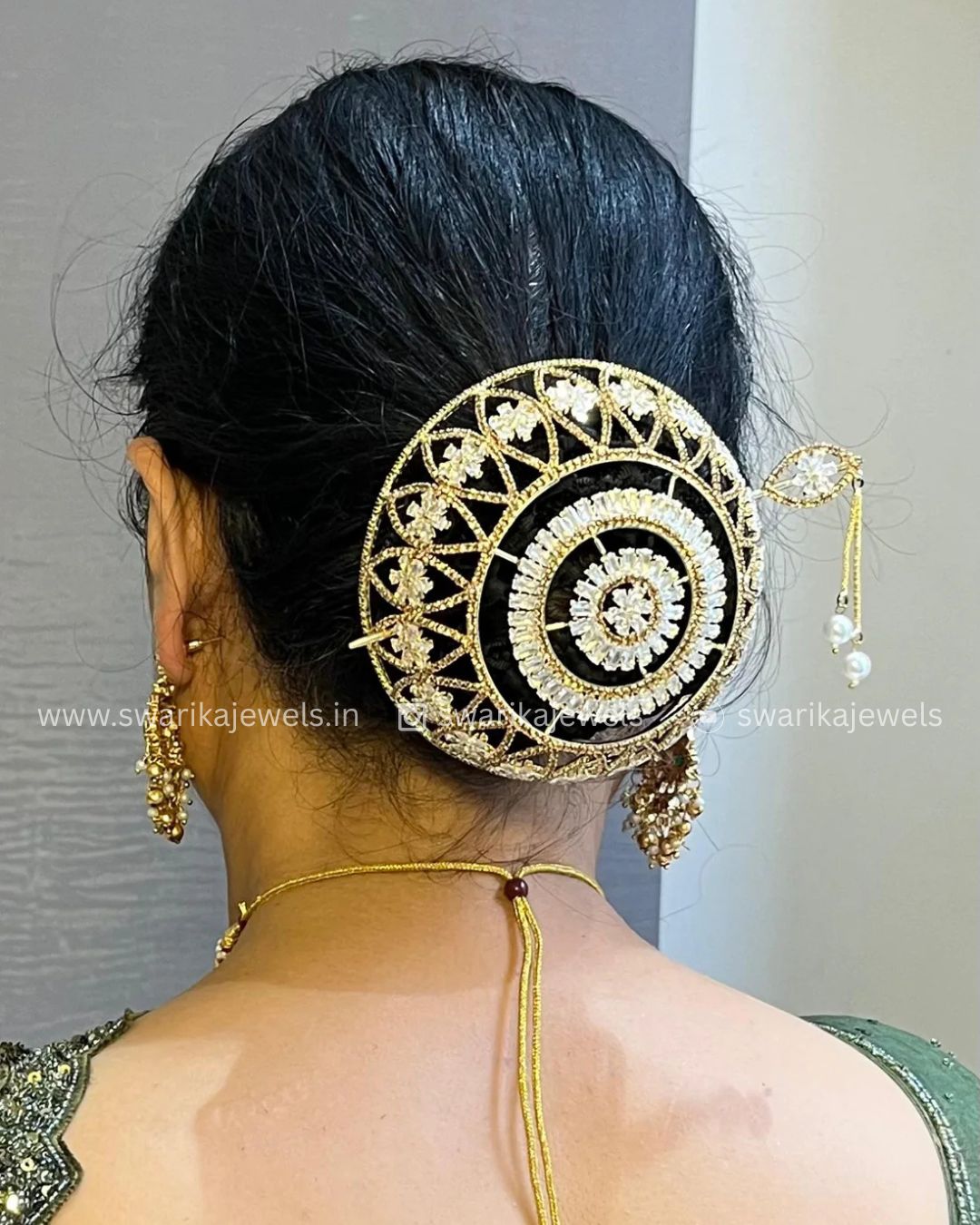 Large Gold Hue bun (metal)