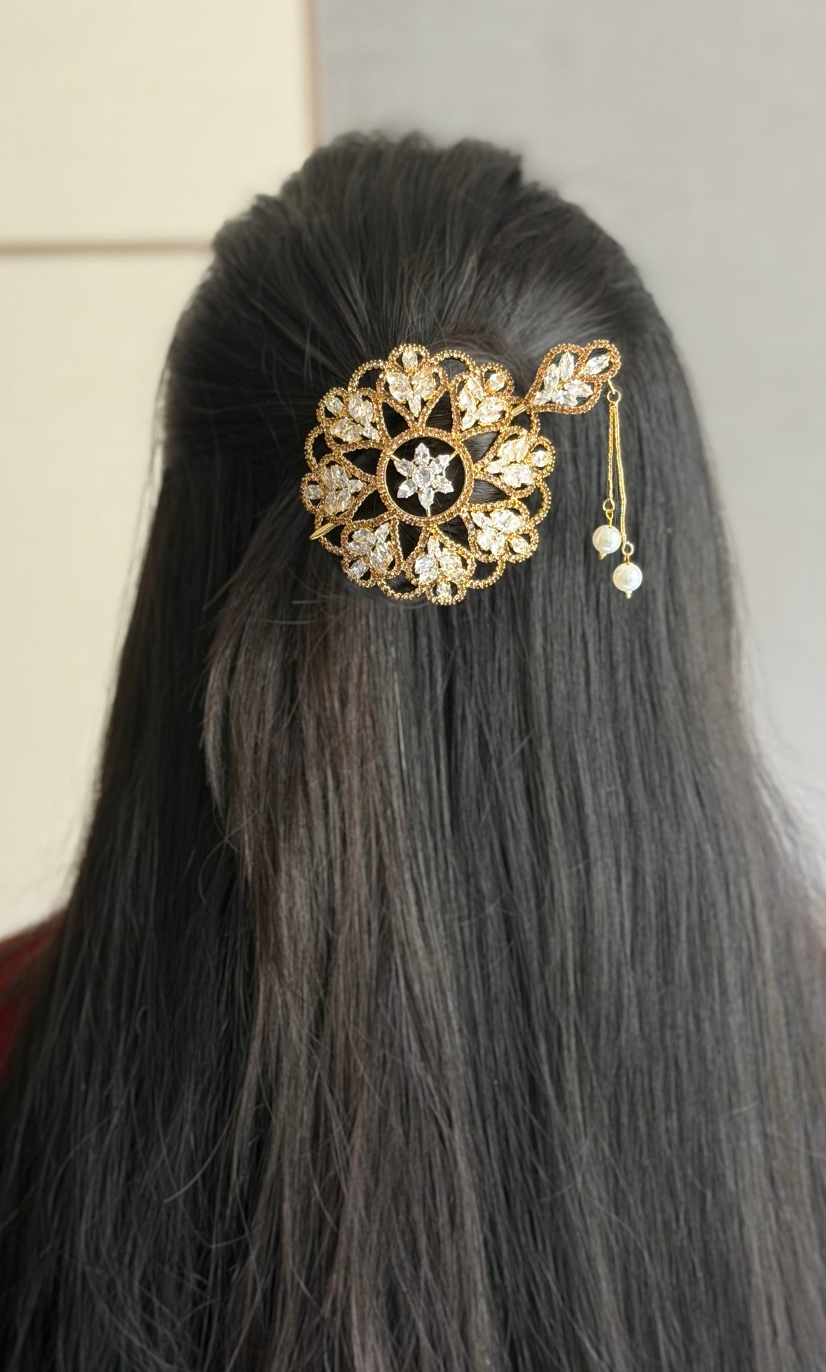 Gold Leafy Mini Bun