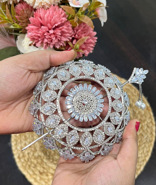 Large Silver Crystal Bun (metal)