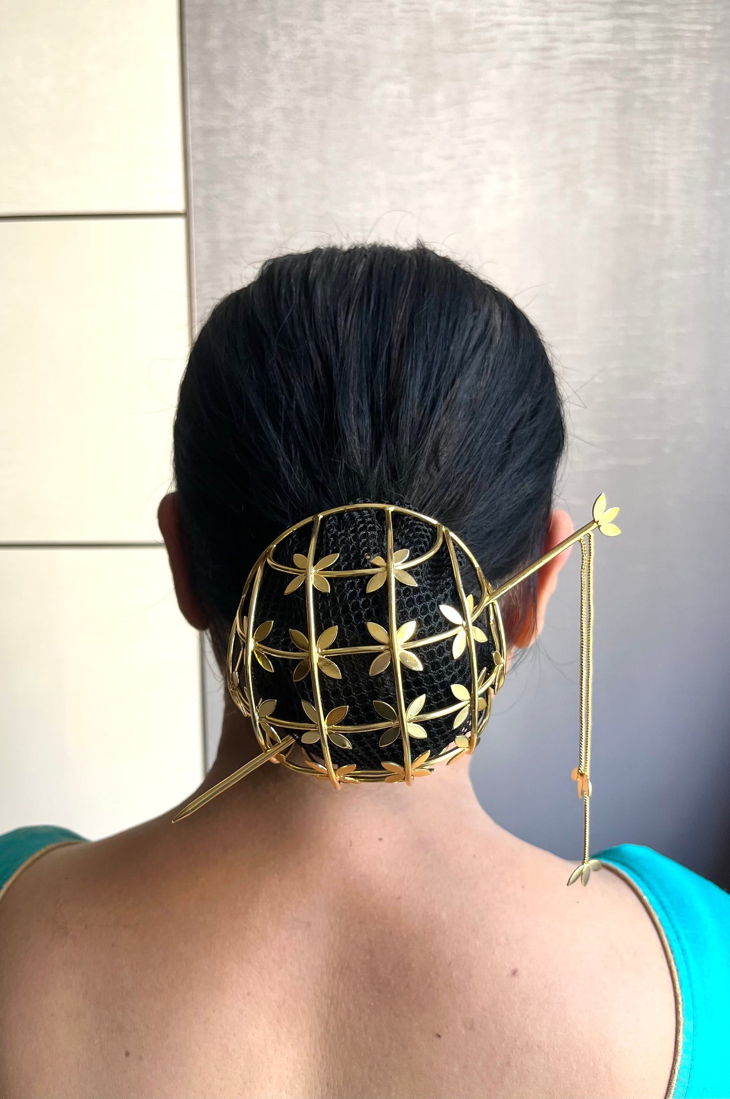 Leaf GOLD bun (metal)