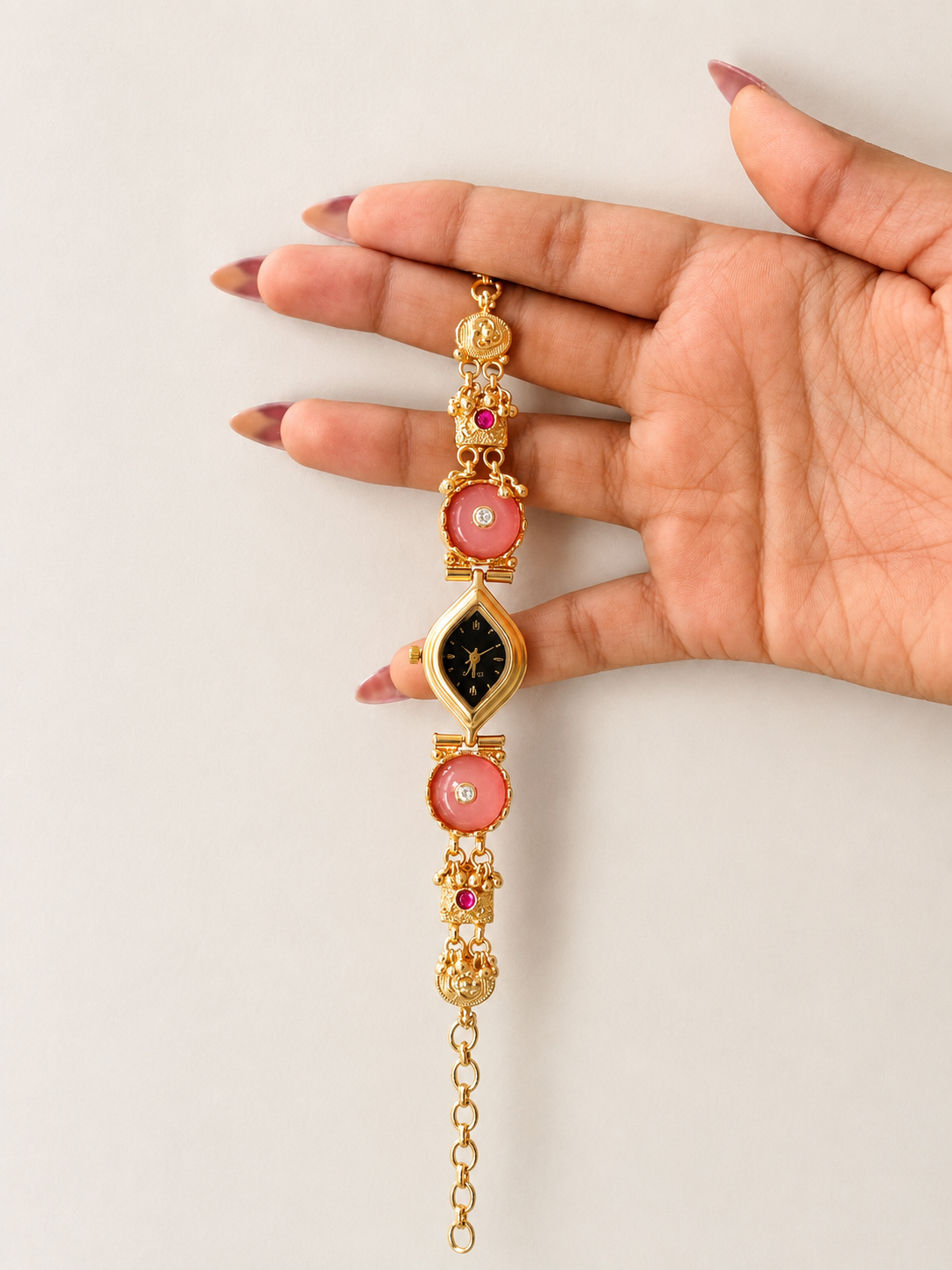 Kiara Watch