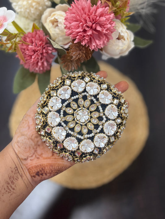 Crystal White Bun (stretchable)