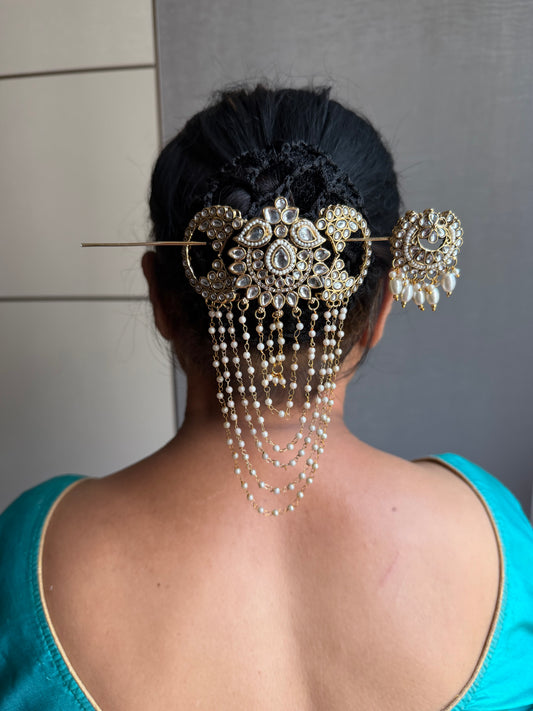 Hanging Metal Hair Bun