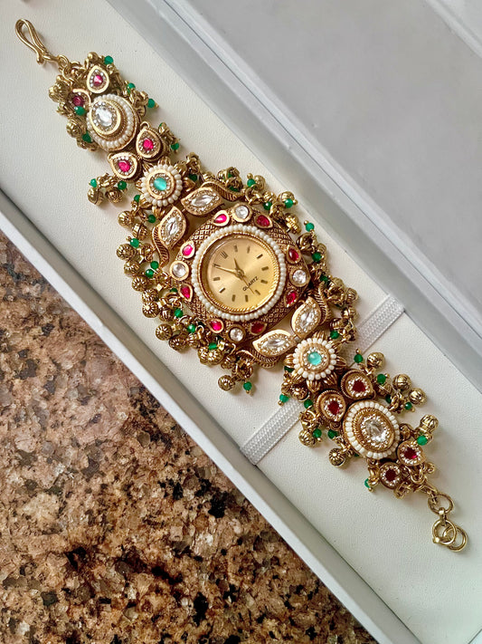 Mayra Watch (Mozanite)