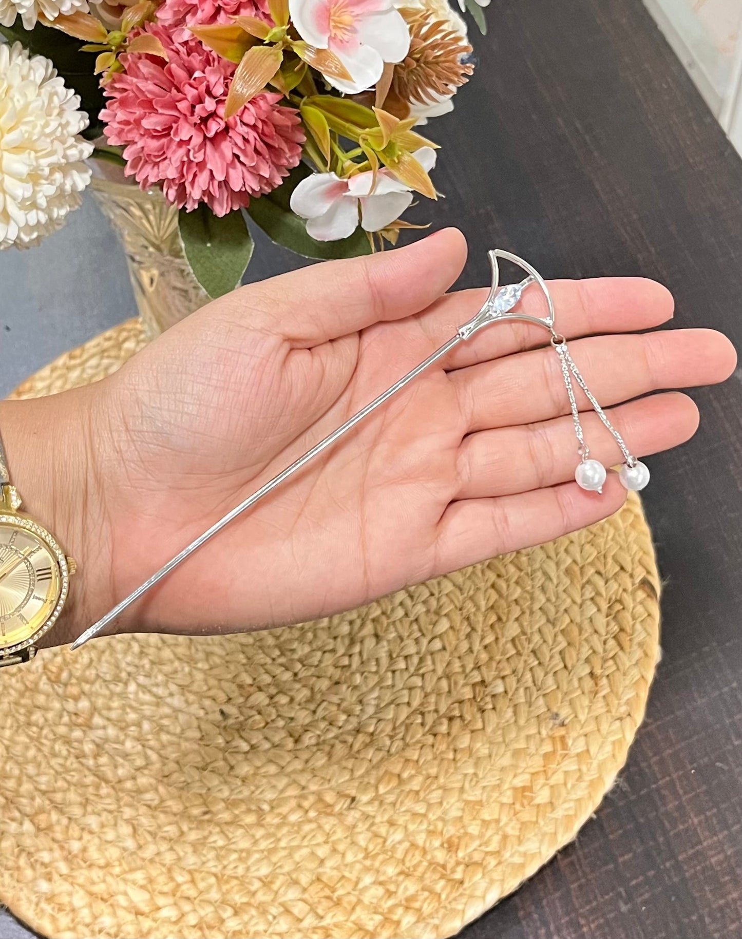 Silver Metal Large BUN