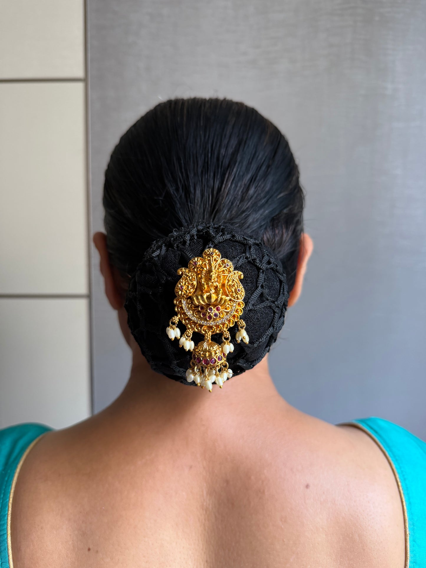 Temple Jada Billa (white)