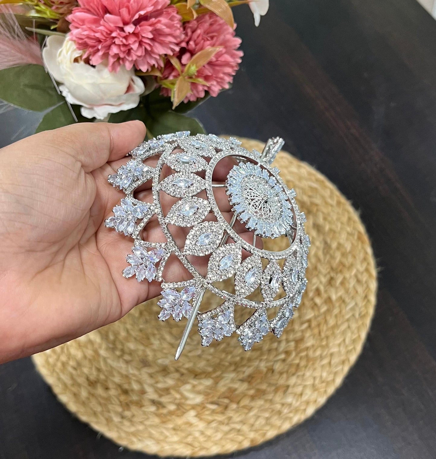 Large Silver Crystal Bun (metal)