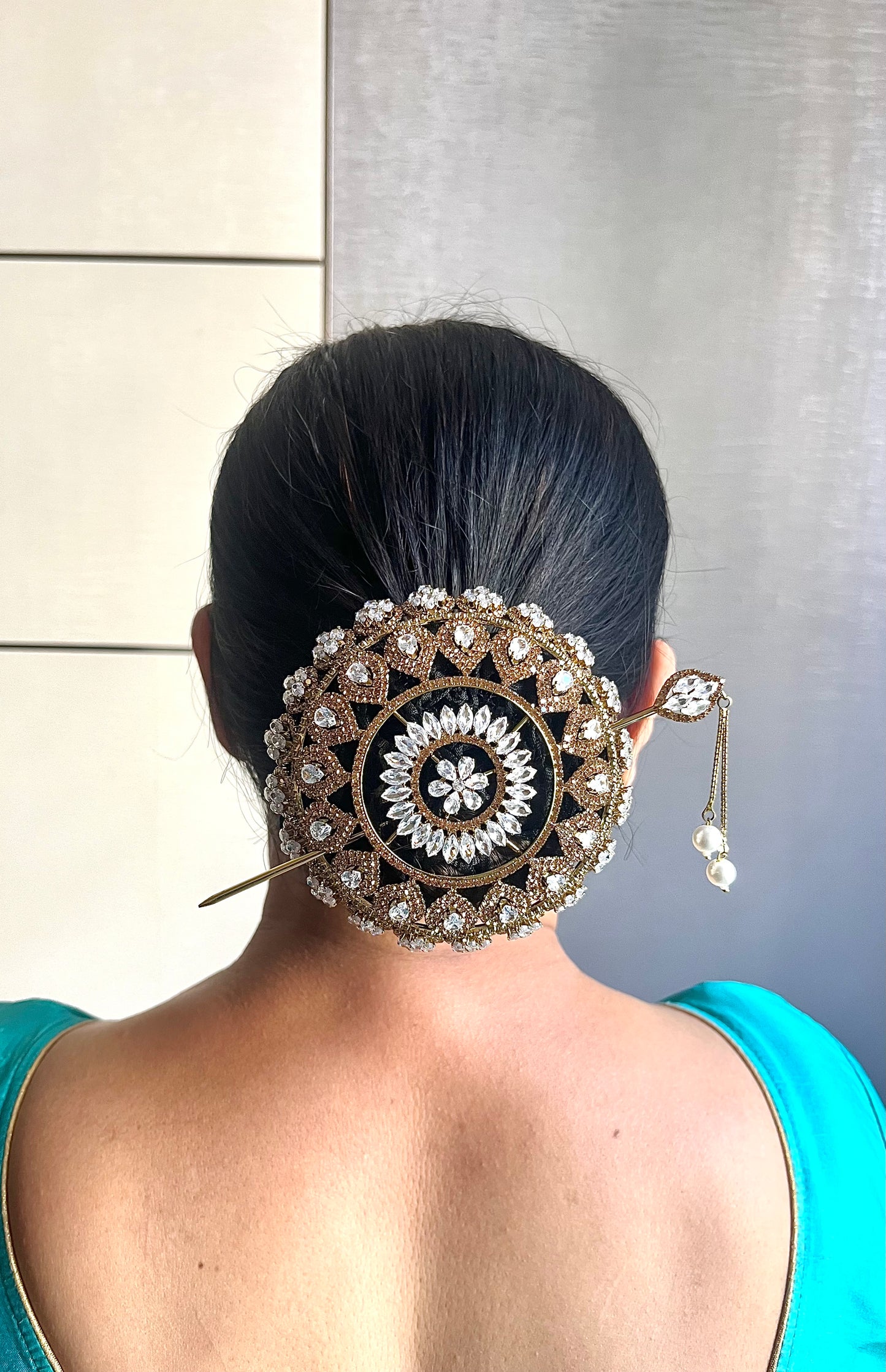 Crystal Bun (metal)