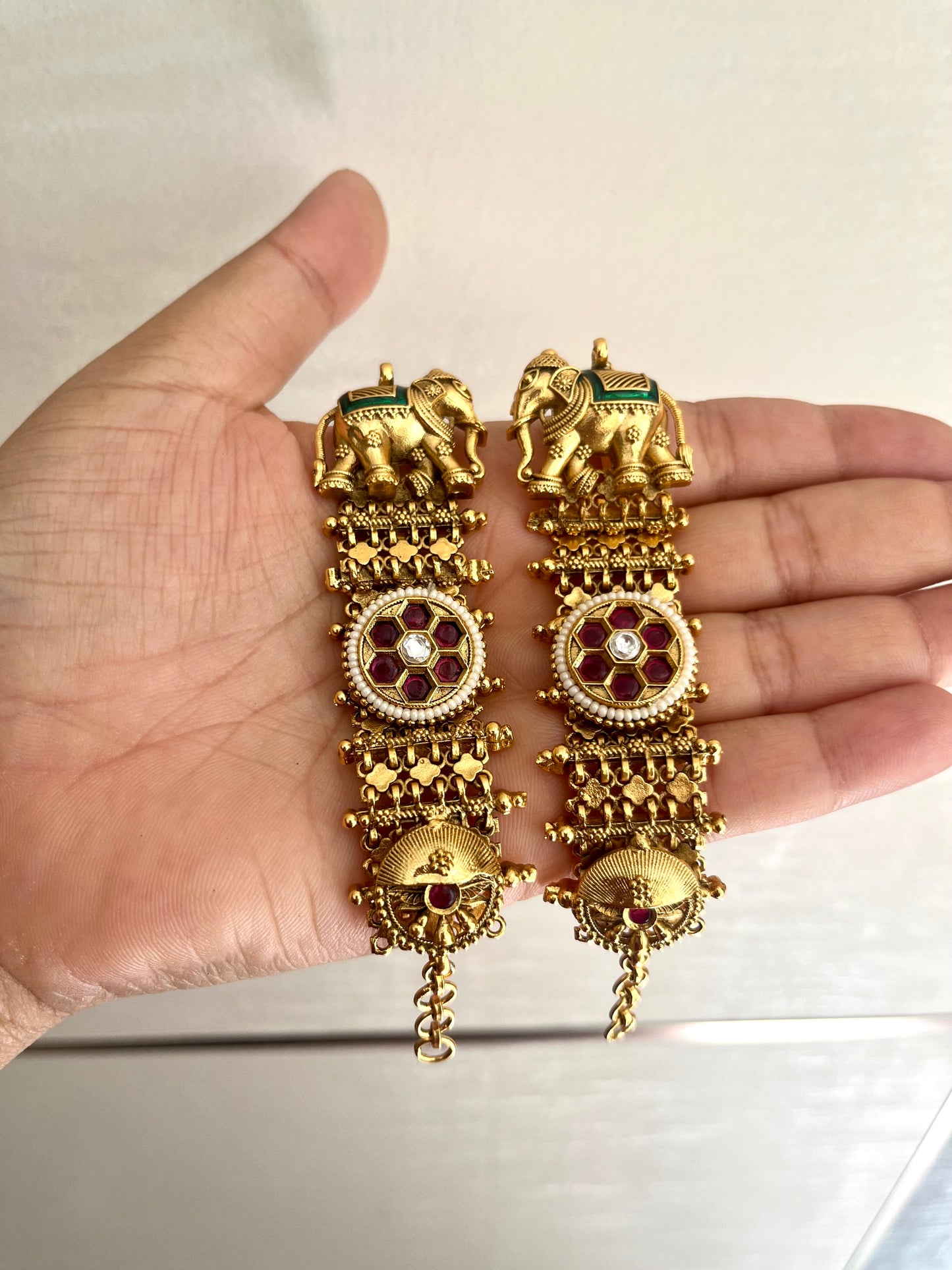 Ear Chain Red