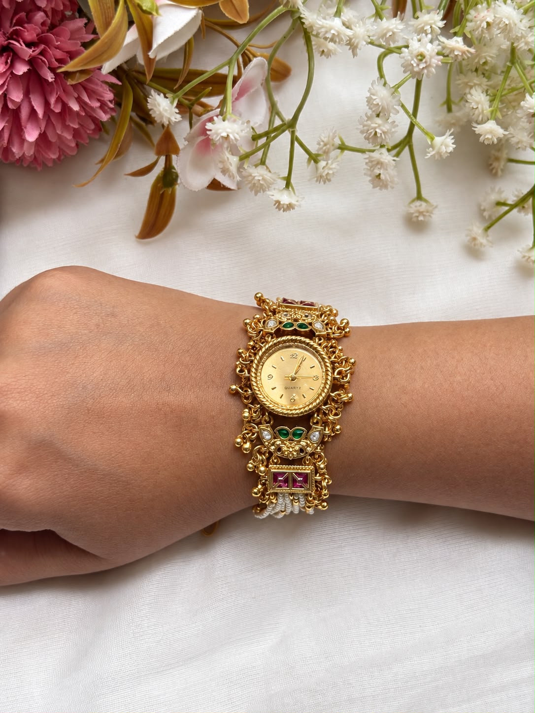Saaj Heritage Watch (White)