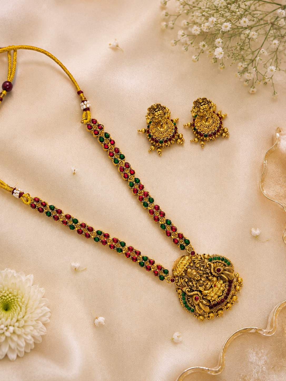 Mahalakshmi Kemp Jewellery Set