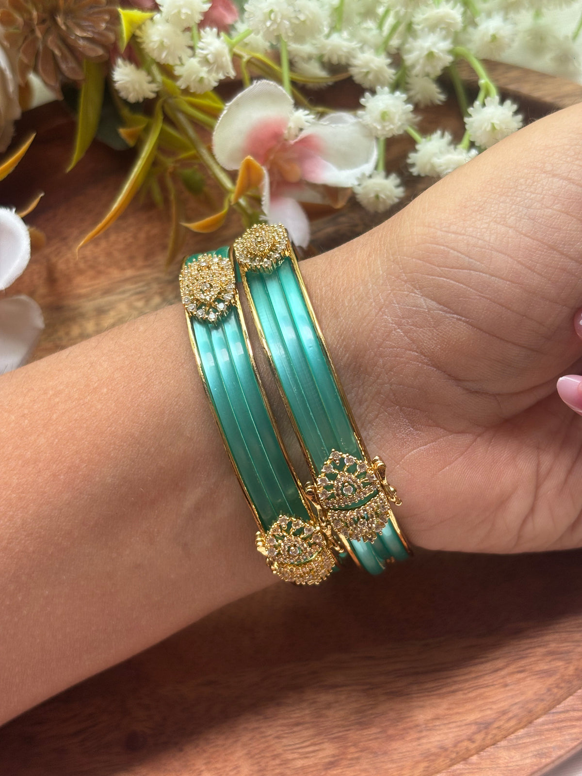Interchangeable bangle set C (72 bangles + 2 kadas)