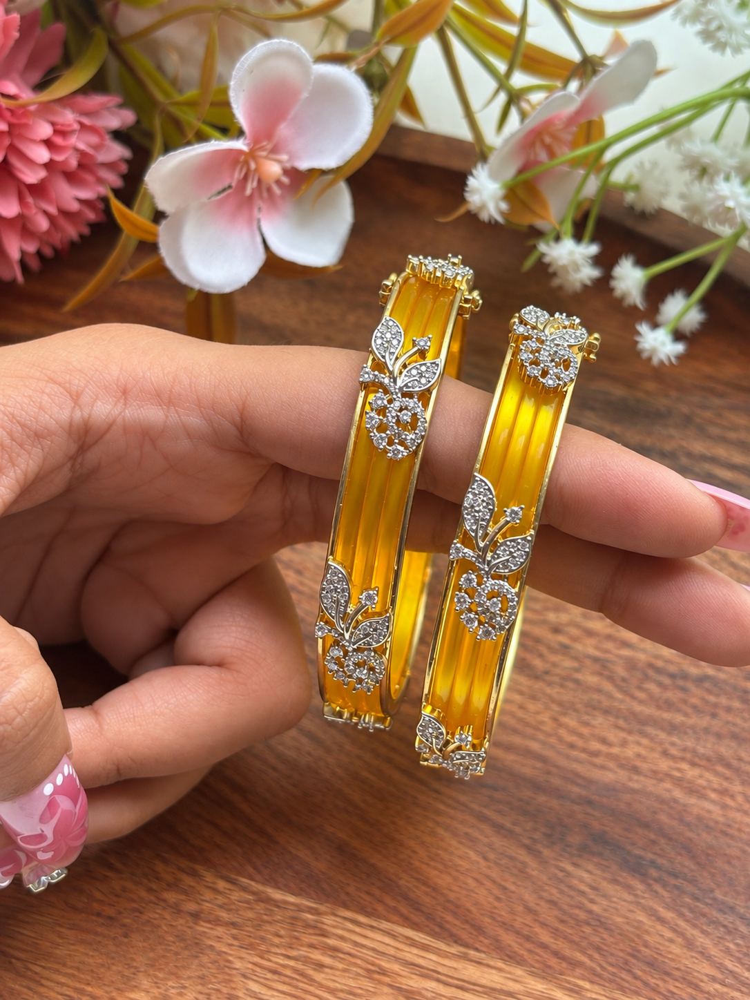 Interchangeable bangle set B (72 bangles + 2 kadas)