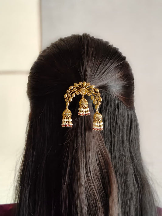 Traditional gold jada billa