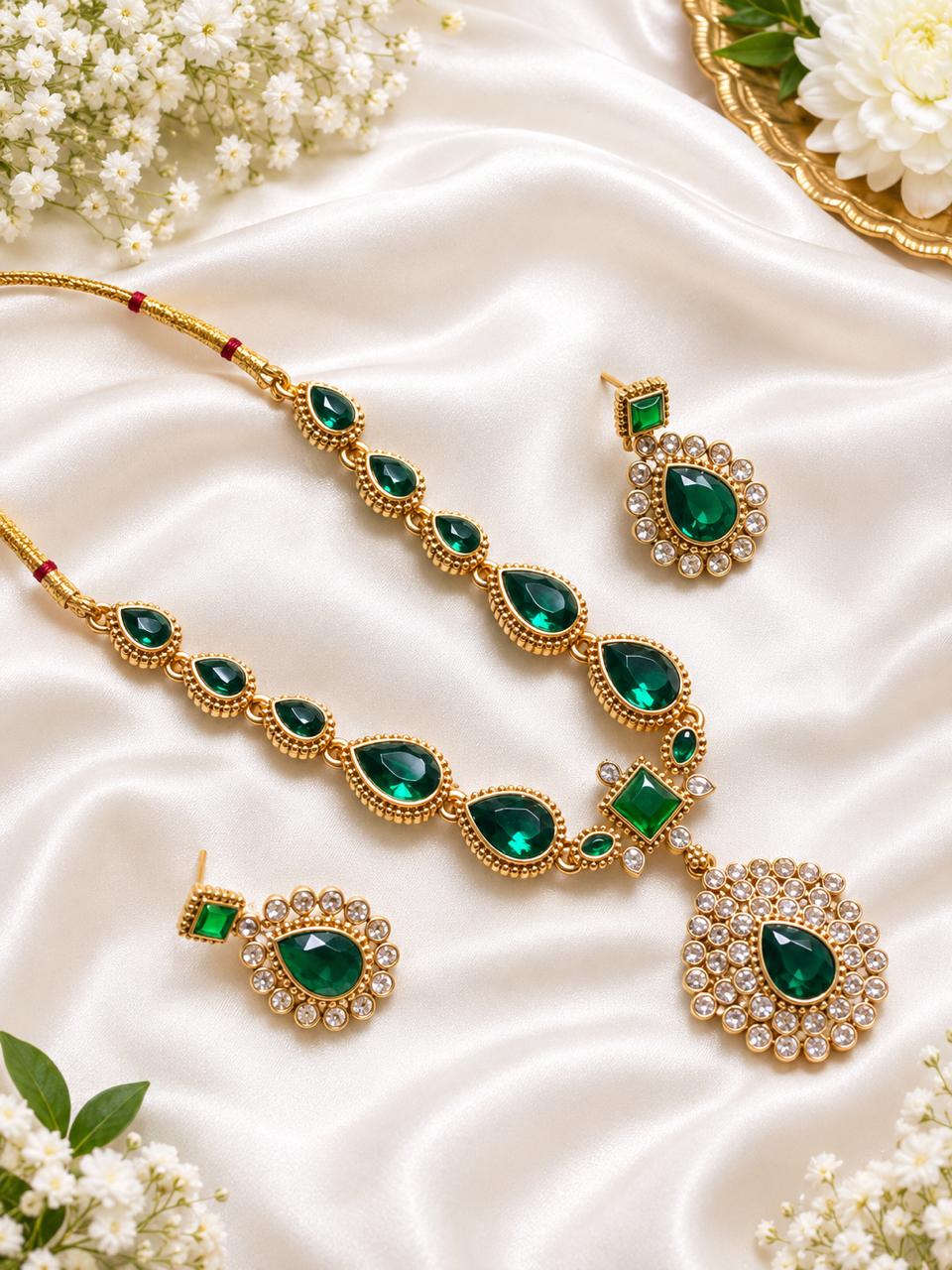 GREEN  KUNDAN
