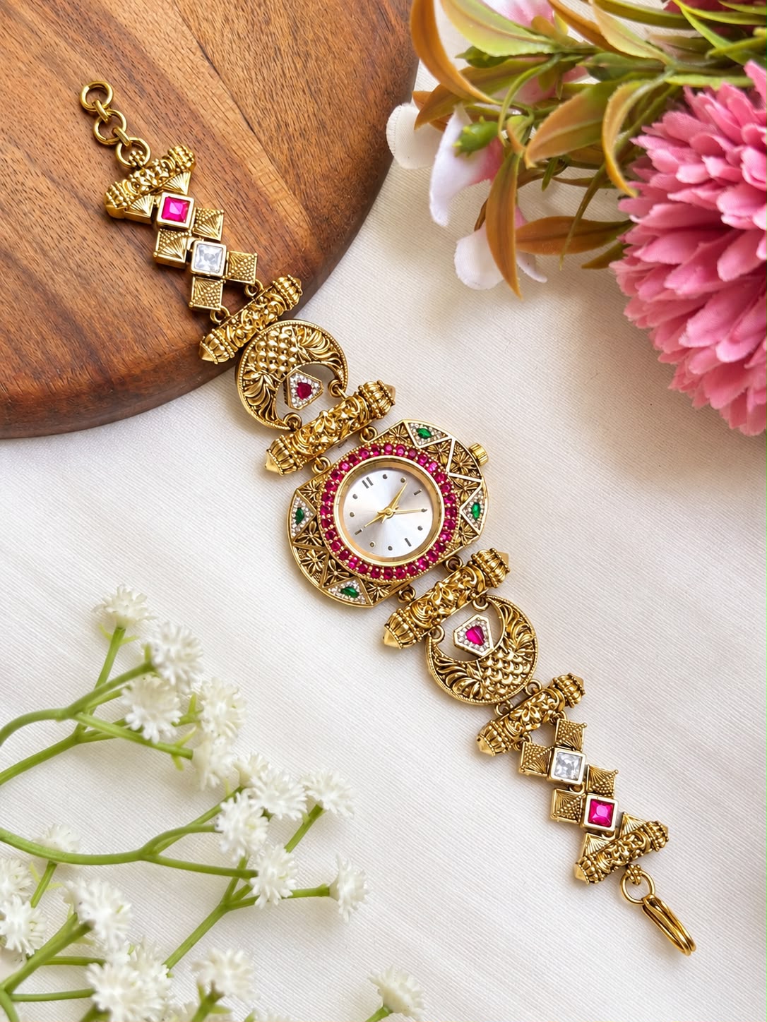 Divyasri Watch