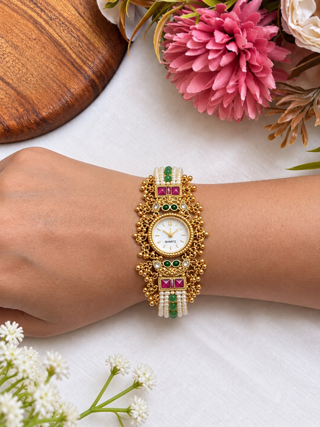 Saaj Heritage Watch (White)