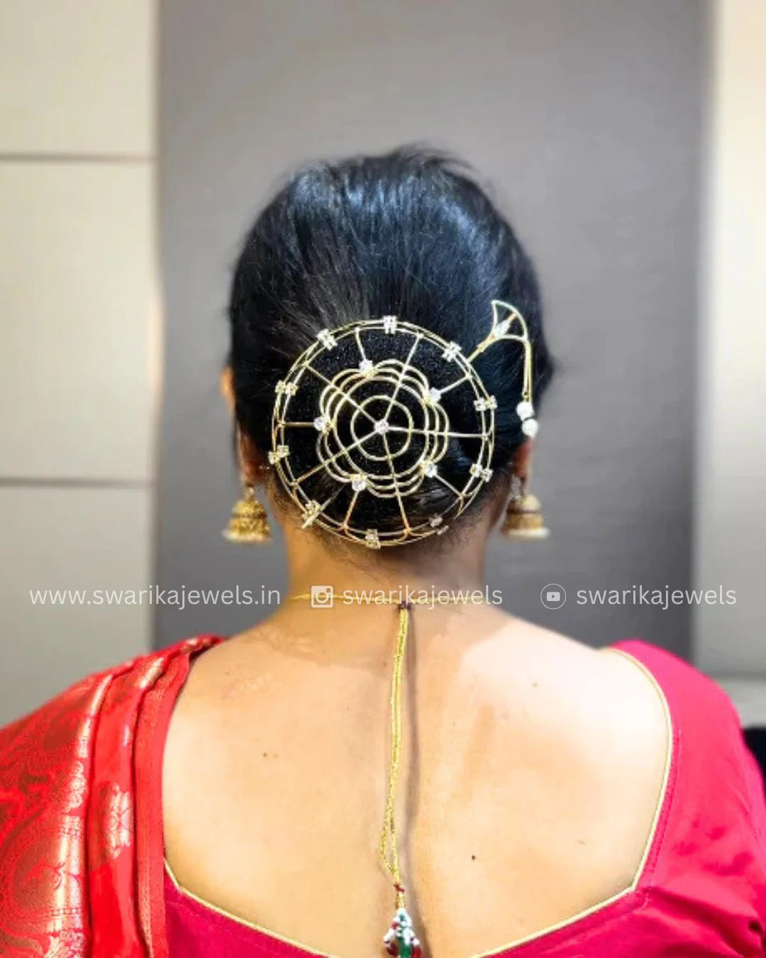 Large Gold Cage bun (metal)